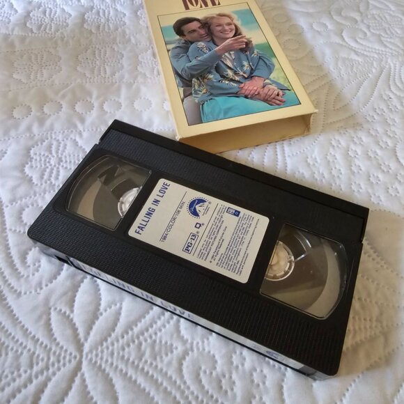 Falling In Love 1984 VHS Robert De Niro & Meryl Streep 106 Min PG-13, Vintage - Picture 10 of 10
